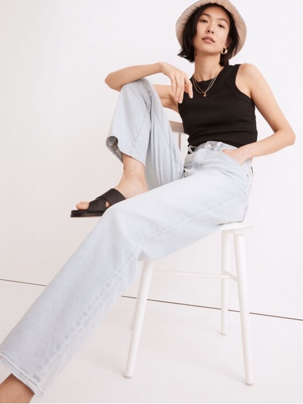 MADEWELL The Perfect Vintage Straight Jean in Mosedale Wash raw hem 26